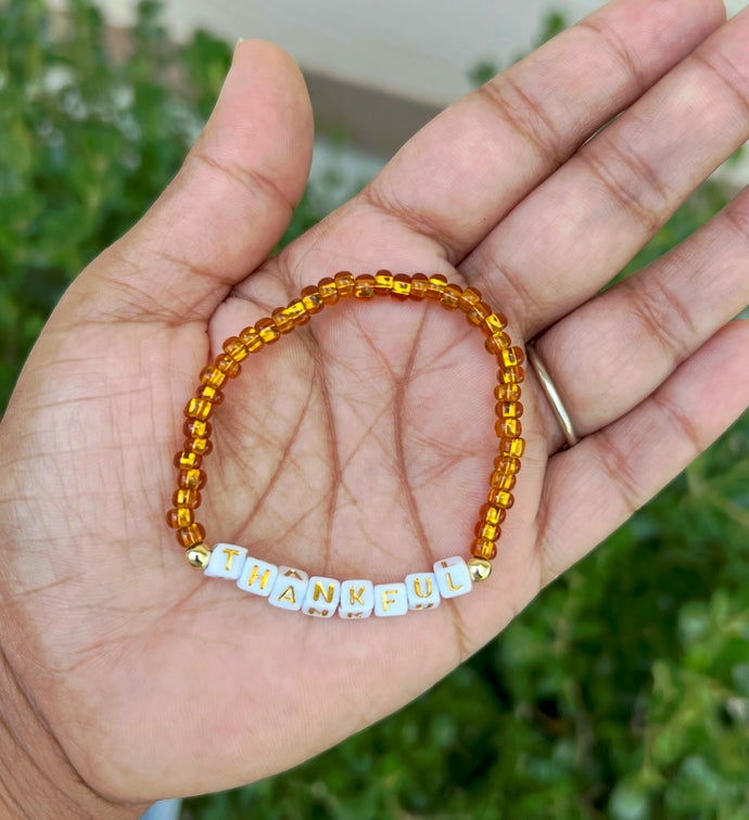 Medium Gold Seed Bead