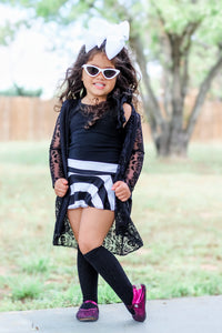 SASSY WHITE SUNNIES