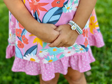 Load image into Gallery viewer, DAISY BRACELET