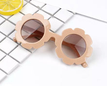 Load image into Gallery viewer, Toddler Flower Sunnies